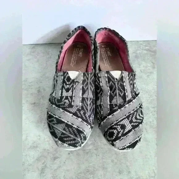 Toms Alpargata Canvas Shoes Womens Size W8 Black Gray Aztec Casual Slip On​ - Picture 2 of 9